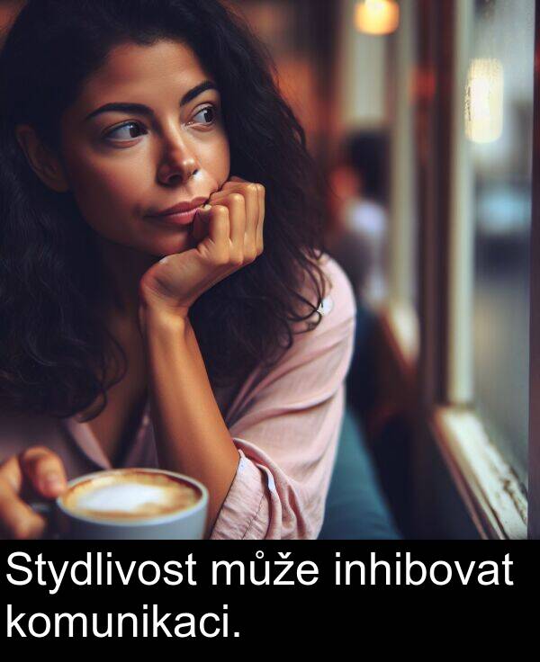 může: Stydlivost může inhibovat komunikaci.