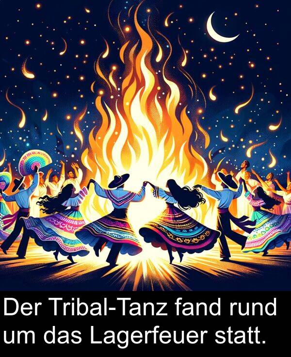 fand: Der Tribal-Tanz fand rund um das Lagerfeuer statt.