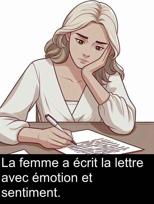 lettre: La femme a écrit la lettre avec émotion et sentiment.