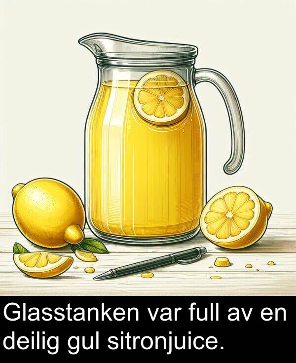 deilig: Glasstanken var full av en deilig gul sitronjuice.