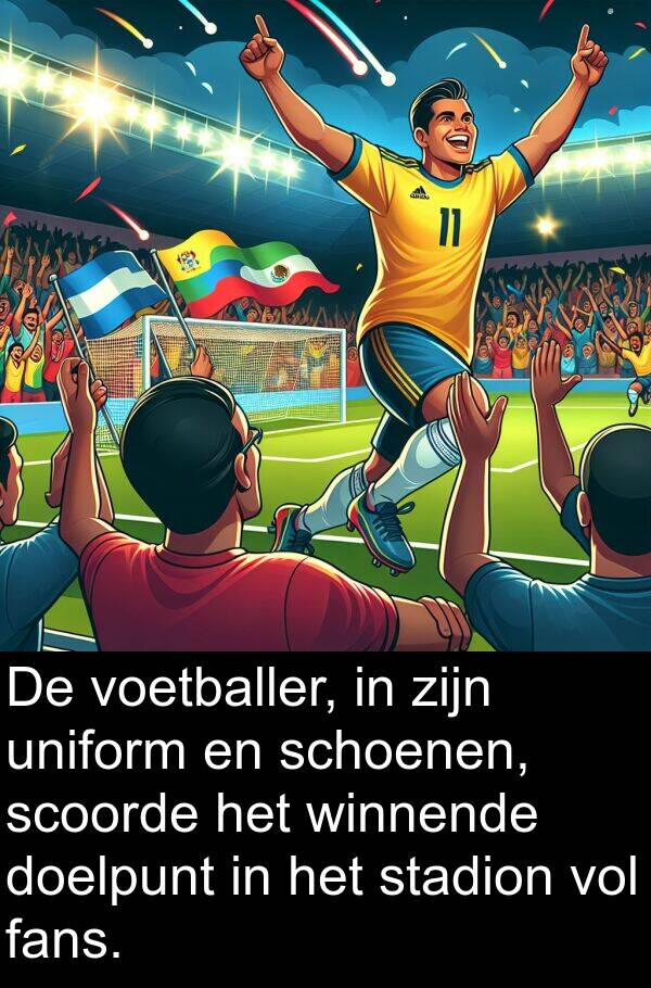 doelpunt: De voetballer, in zijn uniform en schoenen, scoorde het winnende doelpunt in het stadion vol fans.