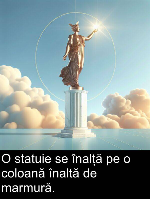 înalță: O statuie se înalță pe o coloană înaltă de marmură.