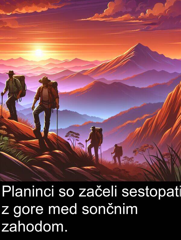 med: Planinci so začeli sestopati z gore med sončnim zahodom.